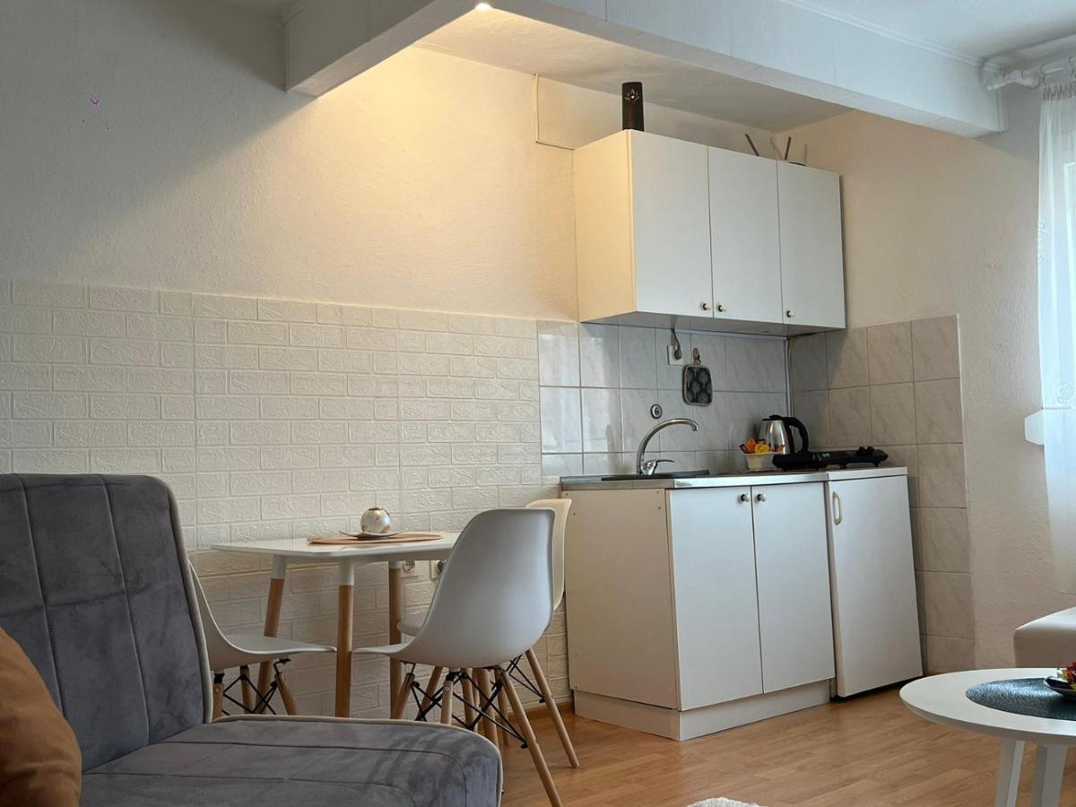 Sunlight Apartments โมสตาร์ ภายนอก รูปภาพ