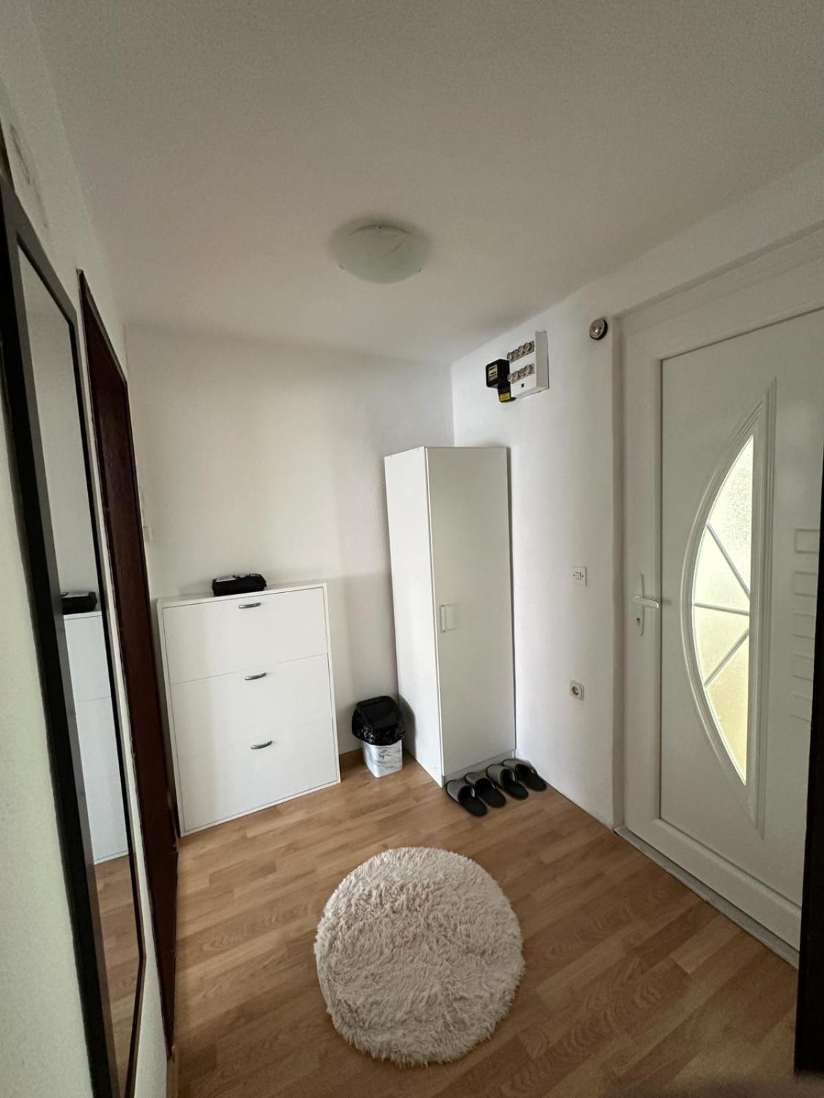 Sunlight Apartments โมสตาร์ ภายนอก รูปภาพ